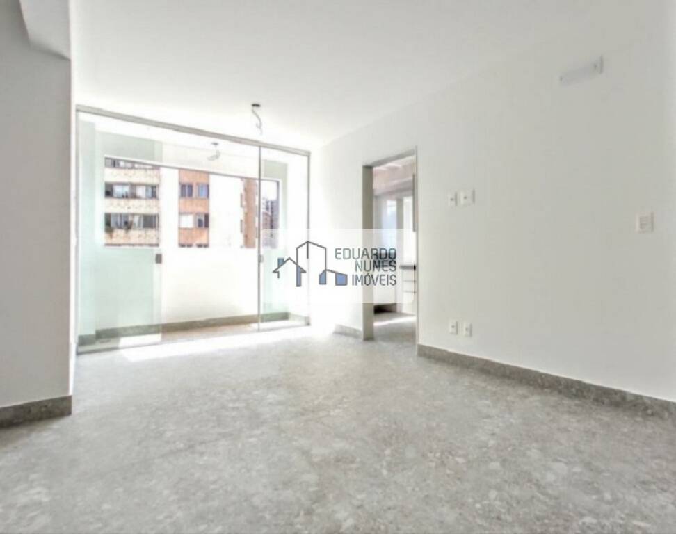 Apartamento à venda com 2 quartos, 66m² - Foto 1