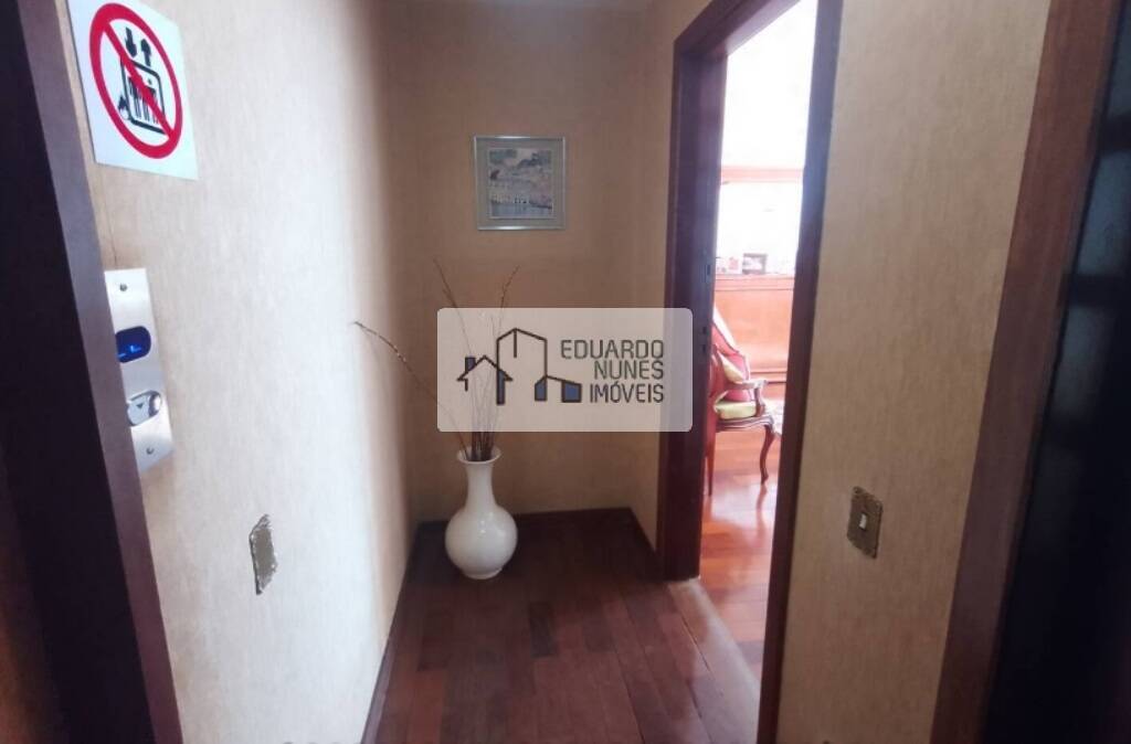 Apartamento à venda com 4 quartos, 136m² - Foto 1