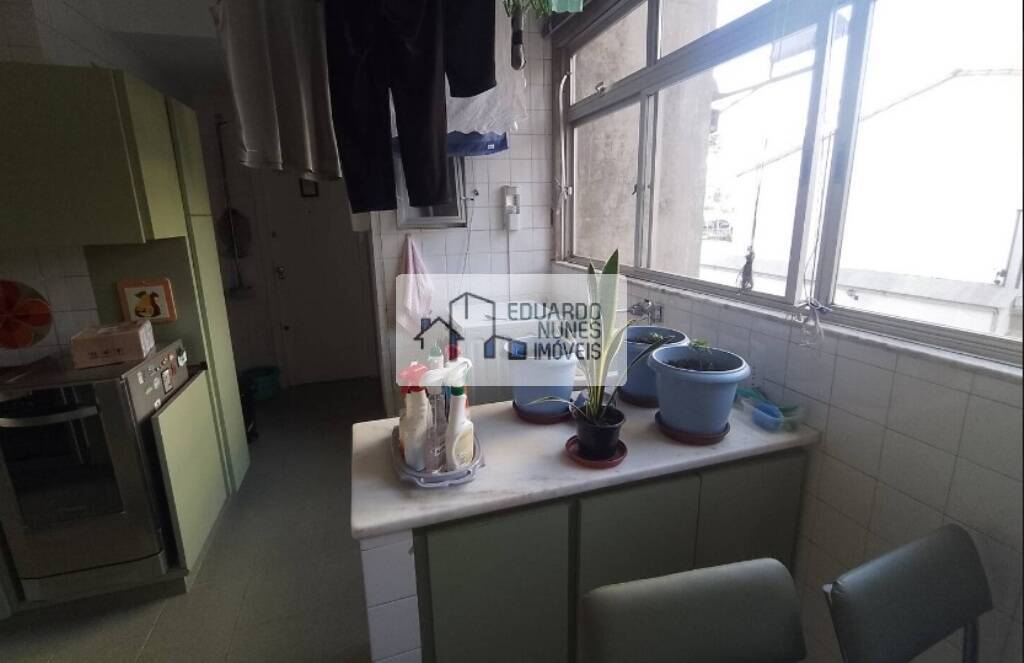 Apartamento à venda com 4 quartos, 136m² - Foto 18