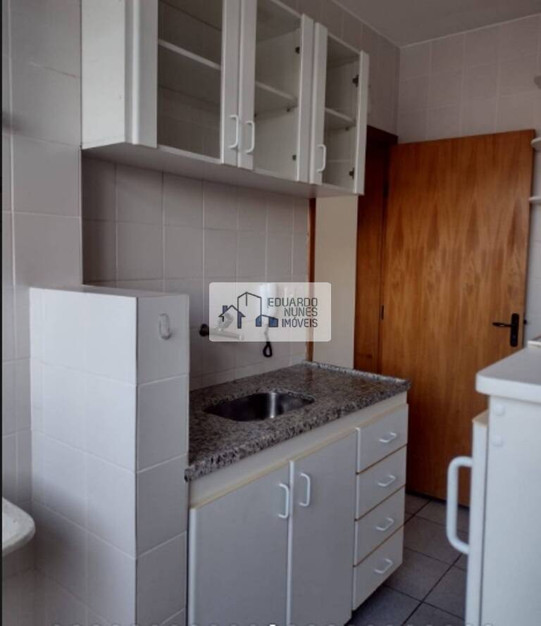 Apartamento à venda com 3 quartos, 70m² - Foto 12