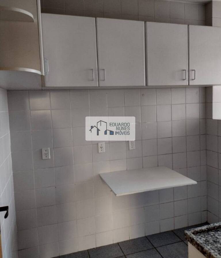 Apartamento à venda com 3 quartos, 70m² - Foto 14