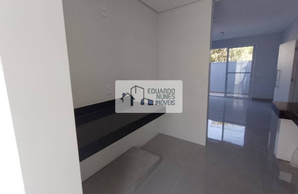 Apartamento à venda com 3 quartos, 93m² - Foto 13