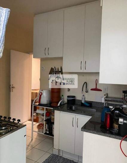 Apartamento à venda com 2 quartos, 60m² - Foto 10