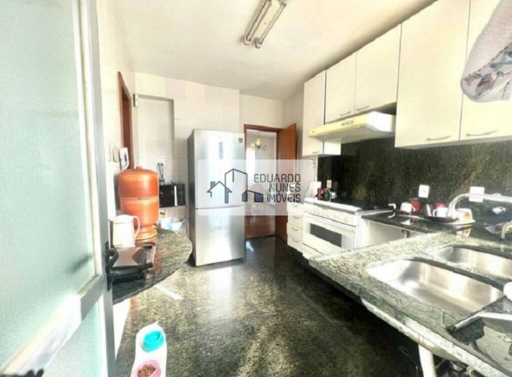 Apartamento à venda com 4 quartos, 145m² - Foto 20