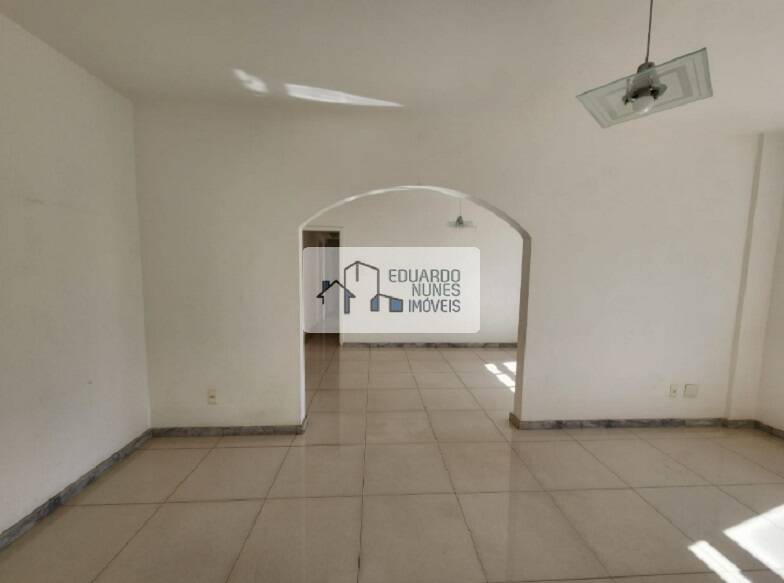 Apartamento à venda com 4 quartos, 138m² - Foto 4