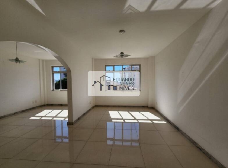 Apartamento à venda com 4 quartos, 138m² - Foto 1