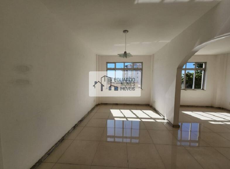 Apartamento à venda com 4 quartos, 138m² - Foto 3