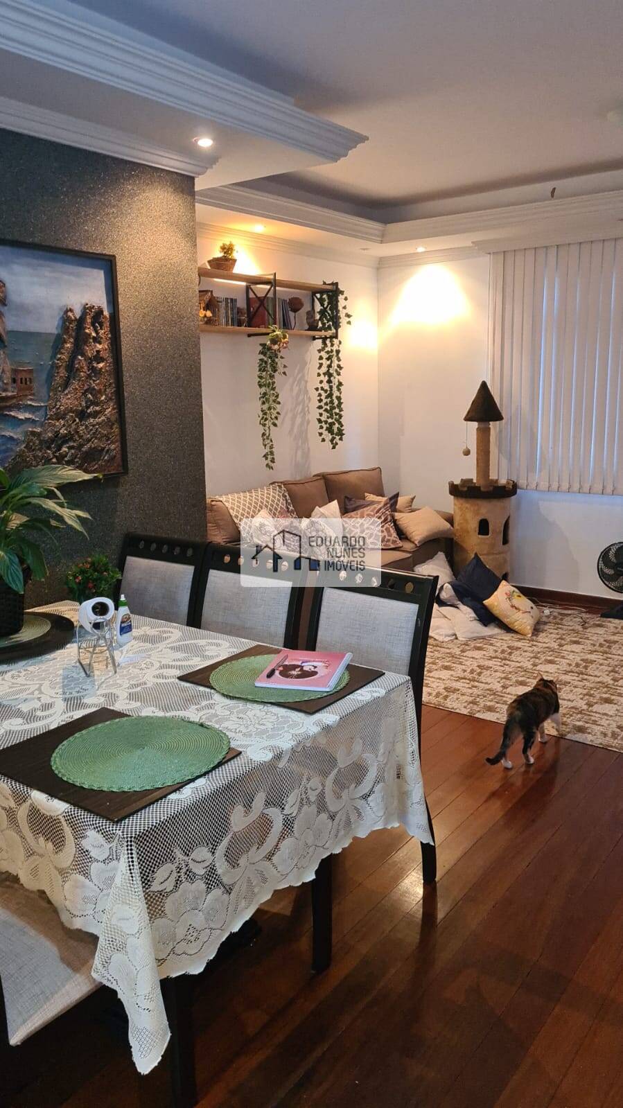 Apartamento à venda com 3 quartos, 122m² - Foto 2