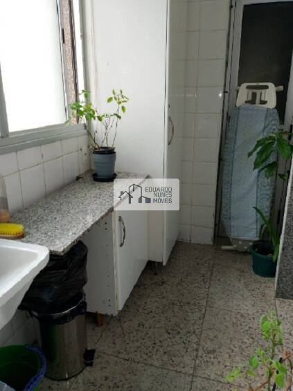 Apartamento à venda com 3 quartos, 105m² - Foto 11