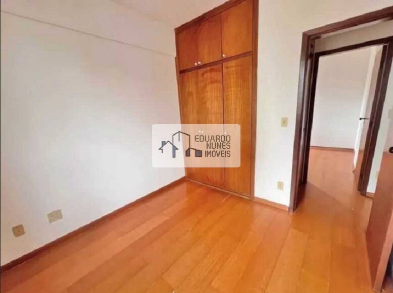 Apartamento à venda com 3 quartos, 83m² - Foto 13