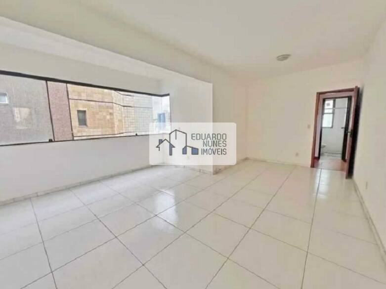 Apartamento à venda com 3 quartos, 83m² - Foto 2