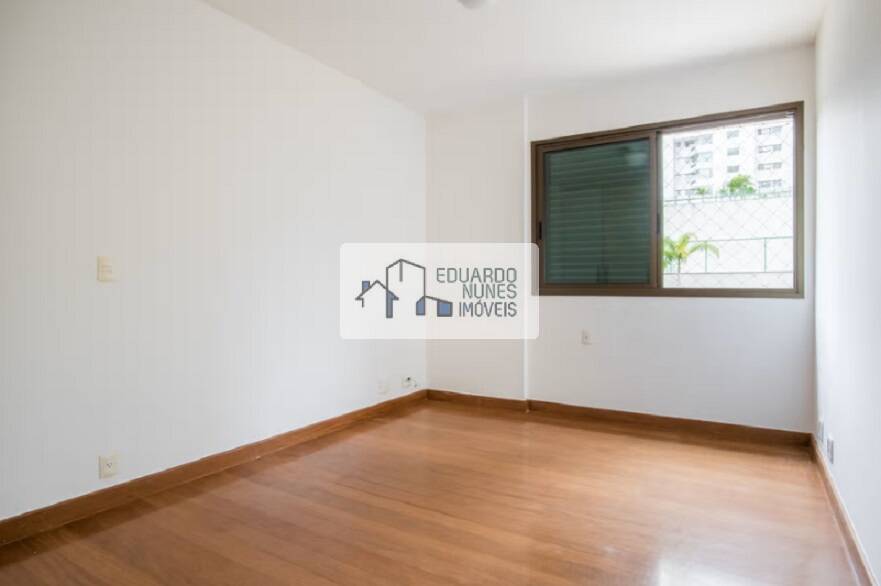 Apartamento à venda com 4 quartos, 274m² - Foto 9