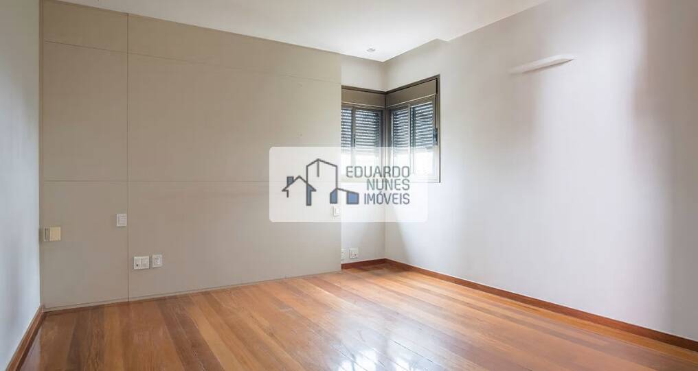 Apartamento à venda com 4 quartos, 227m² - Foto 10