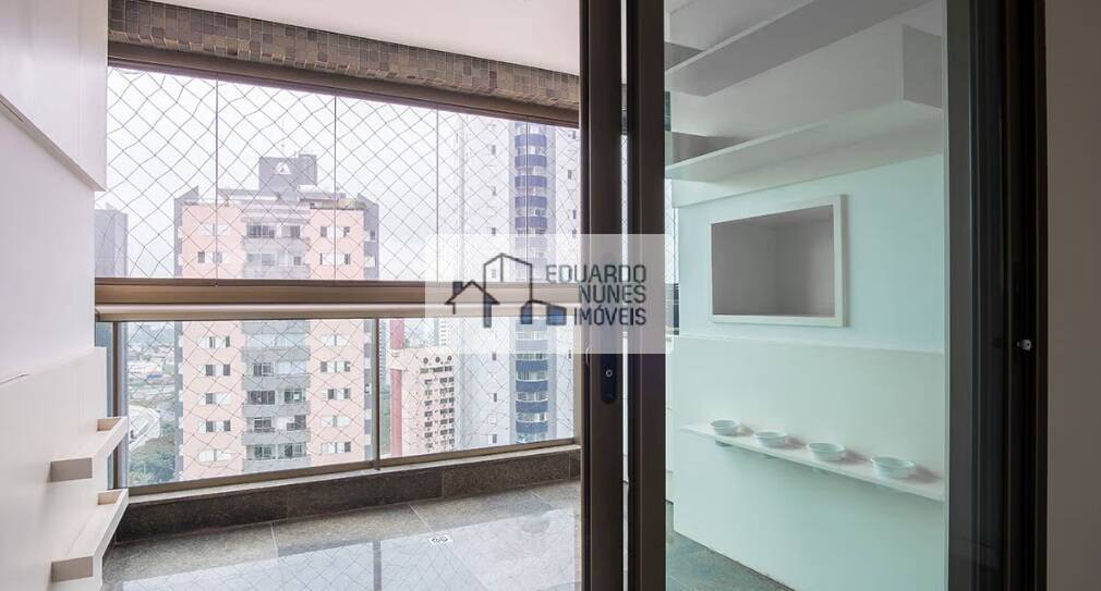 Apartamento à venda com 4 quartos, 227m² - Foto 7