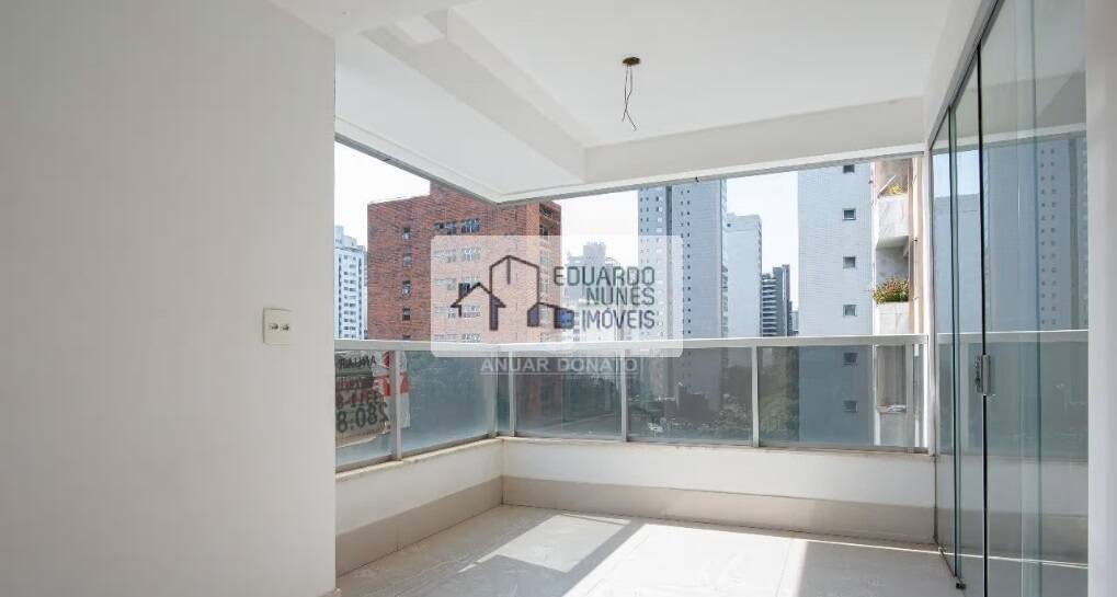 Apartamento à venda com 4 quartos, 151m² - Foto 2