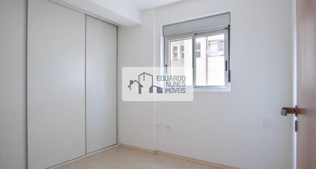 Apartamento à venda com 4 quartos, 151m² - Foto 6