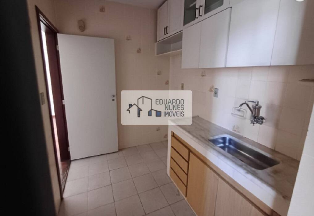 Apartamento à venda com 2 quartos, 91m² - Foto 13