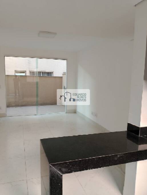 Apartamento à venda com 2 quartos, 108m² - Foto 4