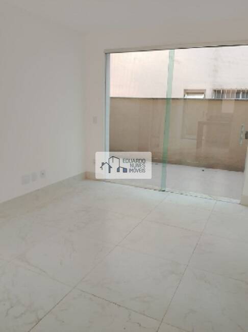 Apartamento à venda com 2 quartos, 108m² - Foto 1