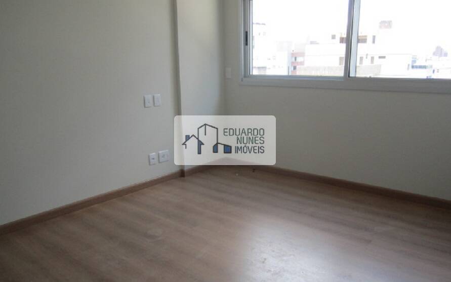 Apartamento à venda com 4 quartos, 160m² - Foto 5