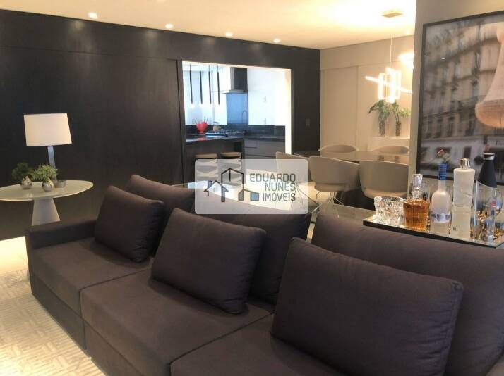 Apartamento à venda com 3 quartos, 162m² - Foto 2