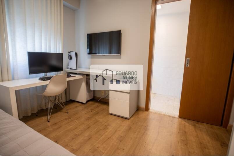 Apartamento à venda com 3 quartos, 162m² - Foto 20