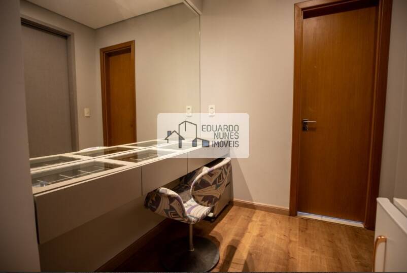 Apartamento à venda com 3 quartos, 162m² - Foto 15