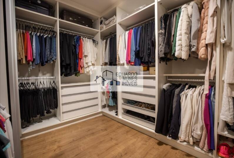 Apartamento à venda com 3 quartos, 162m² - Foto 13