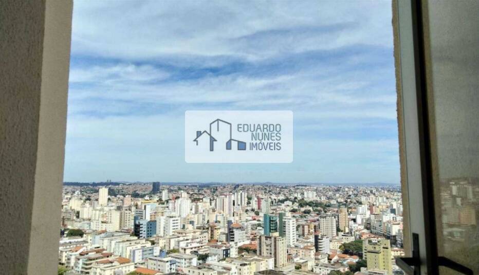 Apartamento à venda com 3 quartos, 92m² - Foto 1