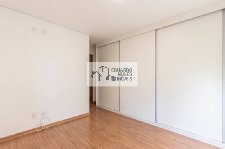 Apartamento à venda com 3 quartos, 108m² - Foto 4