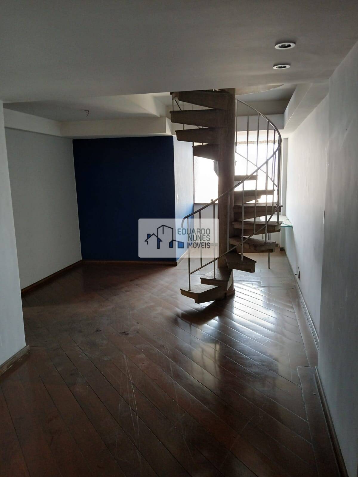 Cobertura à venda com 3 quartos, 180m² - Foto 2