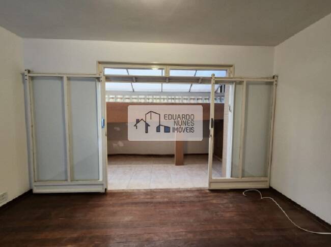 Apartamento à venda com 3 quartos, 90m² - Foto 4