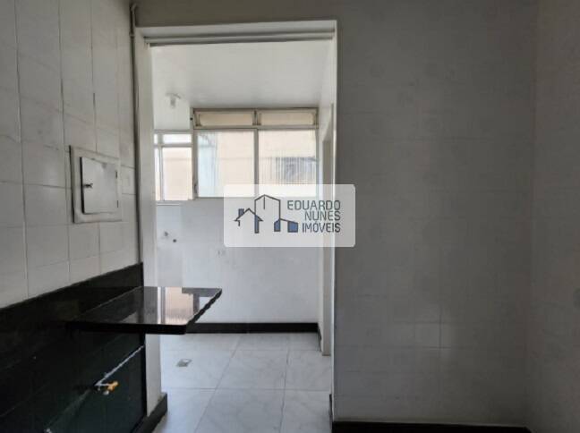 Apartamento à venda com 3 quartos, 90m² - Foto 22