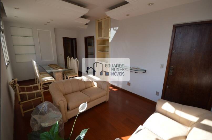 Apartamento à venda com 3 quartos, 90m² - Foto 2