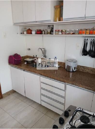 Apartamento à venda com 3 quartos, 110m² - Foto 17