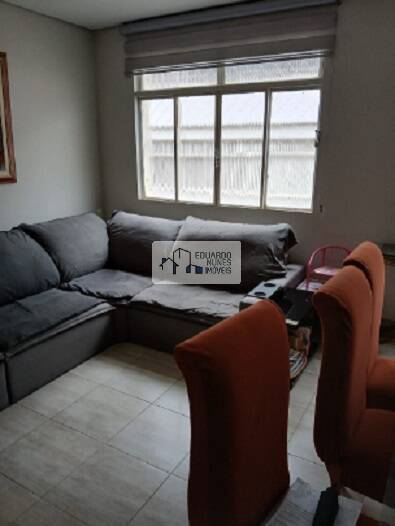 Apartamento à venda com 3 quartos, 110m² - Foto 2