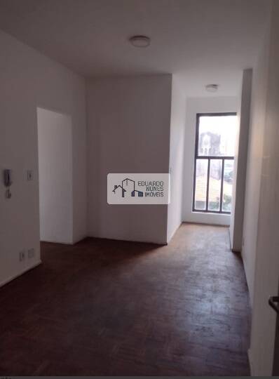 Apartamento à venda com 2 quartos, 74m² - Foto 1