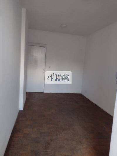 Apartamento à venda com 2 quartos, 74m² - Foto 7