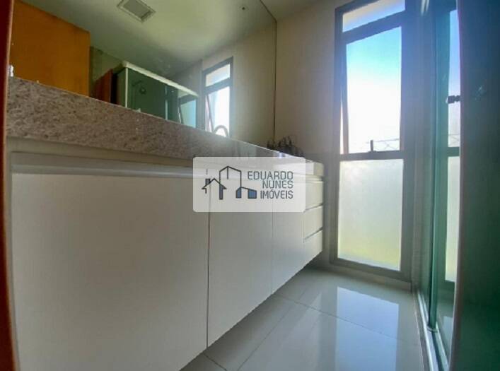 Apartamento à venda com 3 quartos, 259m² - Foto 15